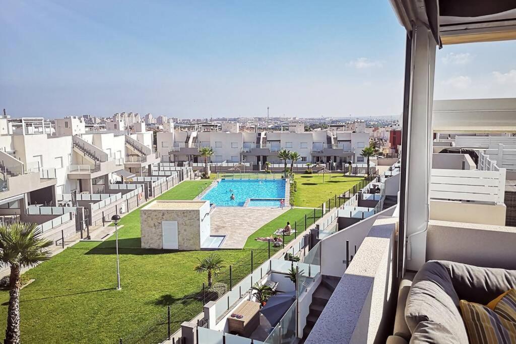 Black Sun. Modern Penthouse In Torrevieja Ngoại thất bức ảnh