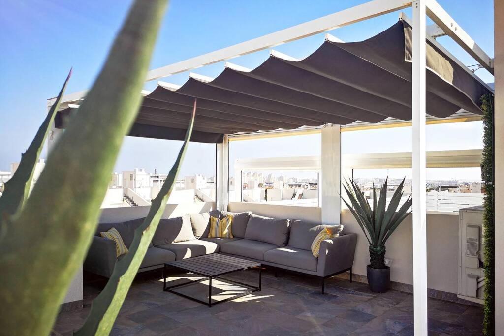 Black Sun. Modern Penthouse In Torrevieja Ngoại thất bức ảnh